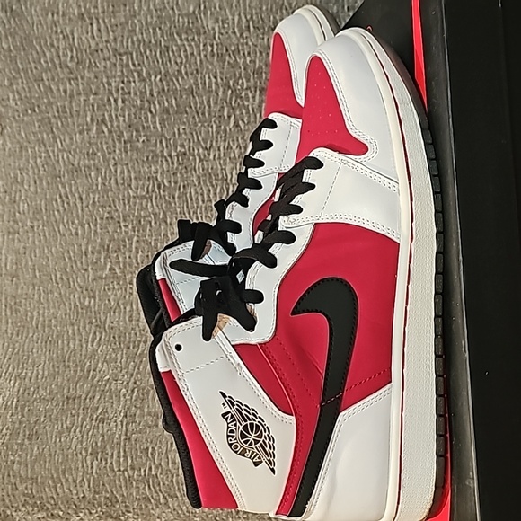 Jordan Other - Air Jordan 1 Retro High OG white/black/carmine red